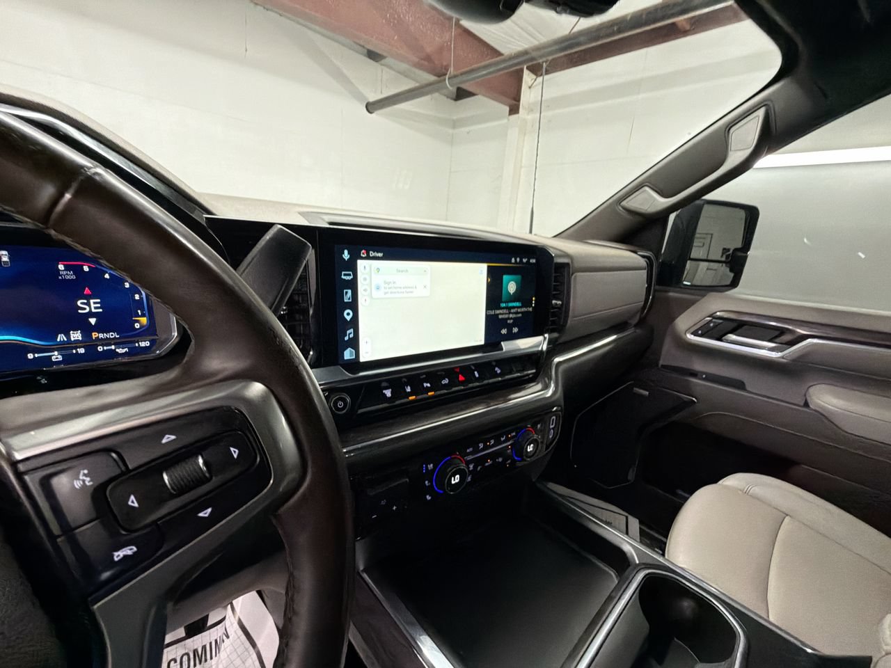 Certified 2025 Chevrolet Silverado 2500 LTZ w/ LTZ Premium Texas Edition AWD/4WD image 18