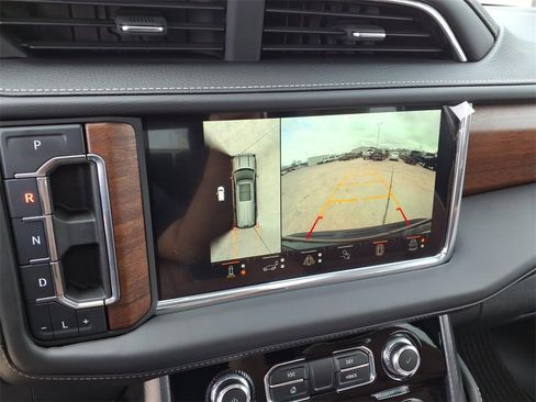 Certified 2023 GMC Yukon Denali Ultimate image 25