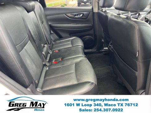 Used 2018 Nissan Rogue SL w/ Premium Package FWD image 14