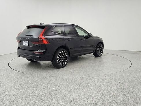 New 2026 Volvo XC60 T8 Ultra w/ Climate Package AWD/4WD image 5
