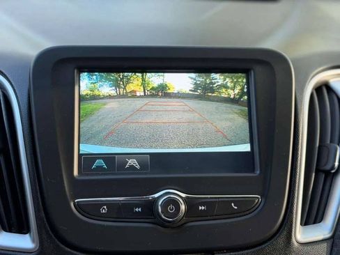 Used 2018 Chevrolet Malibu LS FWD image 14