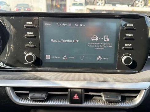 Used 2022 Kia K5 LX FWD image 18