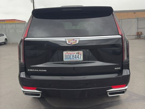 Used 2021 Cadillac Escalade Premium Luxury AWD/4WD image 6