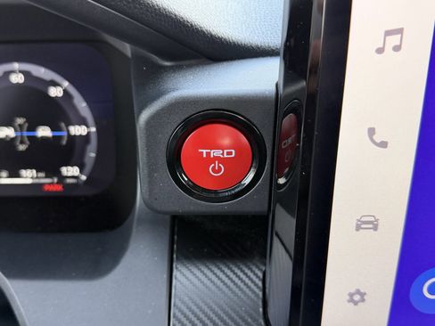 Used 2025 Toyota 4Runner TRD Pro AWD/4WD image 19
