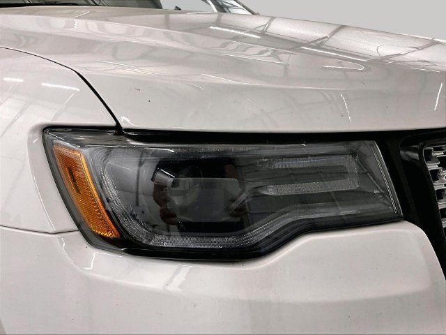 Used 2022 Jeep Grand Cherokee Laredo X AWD/4WD image 27