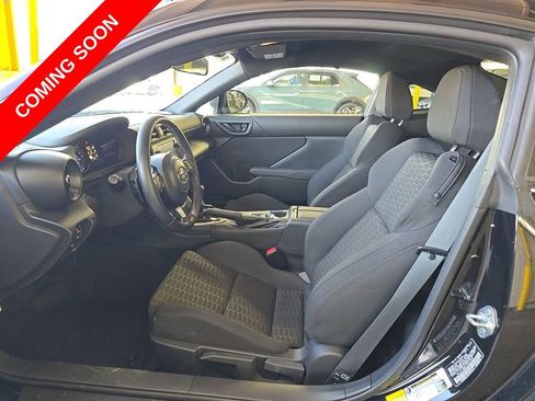 Used 2025 Toyota GR86 RWD image 10