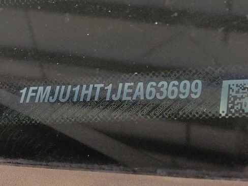 Used 2018 Ford Expedition XLT w/ Equipment Group 202A image 33