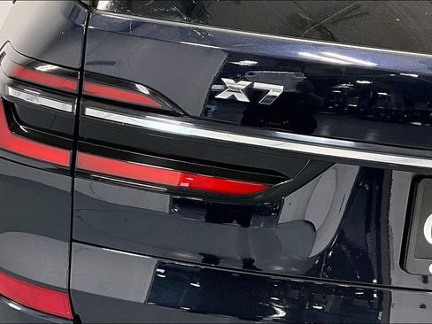 Certified 2023 BMW X7 M60i image 39