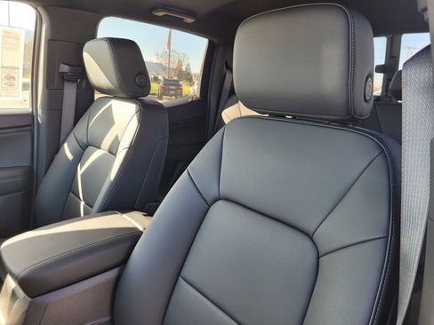 New 2026 GMC Canyon Elevation w/ Convenience Package RWD image 12