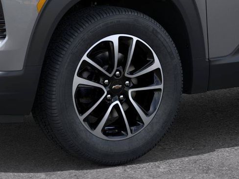 New 2026 Chevrolet TrailBlazer LT w/ Convenience Package FWD image 9