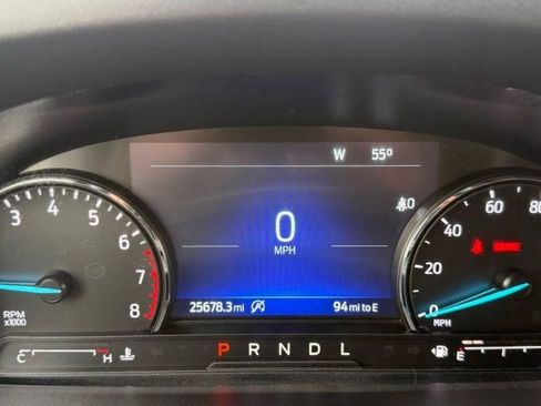 Used 2023 Ford Explorer XLT w/ Equipment Group 202A AWD/4WD image 8
