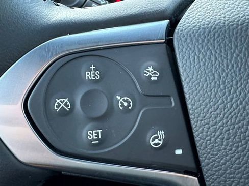 Used 2022 Chevrolet Traverse Premier w/ Redline Edition image 7