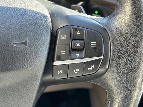 Used 2020 Ford Escape Titanium image 26