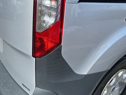 Used 2018 Ford Transit Connect XL image 14