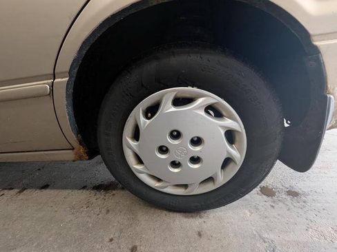 Used 1998 Toyota Camry CE FWD image 14