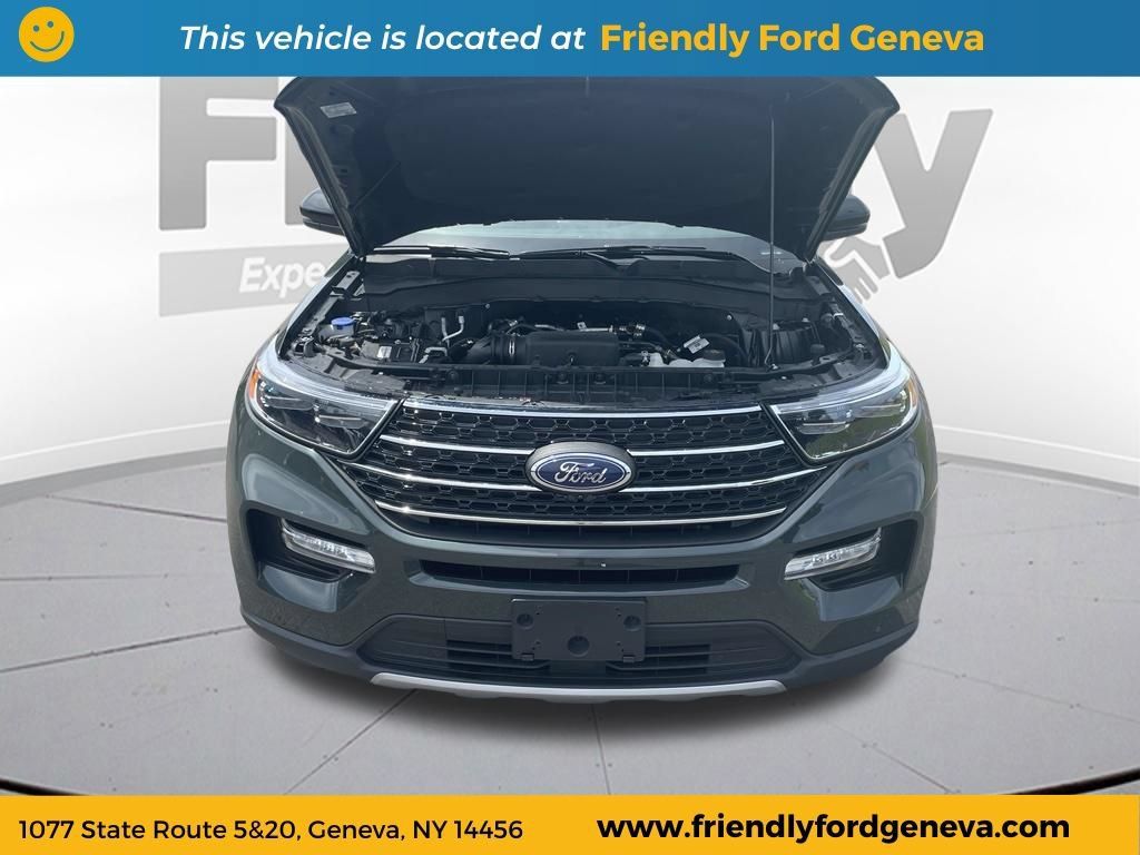 Used 2024 Ford Explorer XLT w/ Equipment Group 202A AWD/4WD image 37