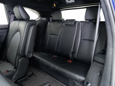 Used 2023 Toyota Highlander XSE image 26