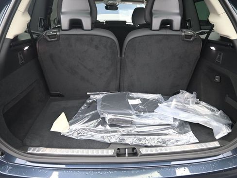 New 2026 Volvo XC90 B5 Core AWD/4WD image 30