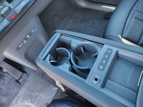 New 2026 Kia EV9 Land image 19