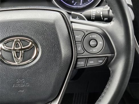 Used 2023 Toyota Camry SE w/ Convenience Package image 16