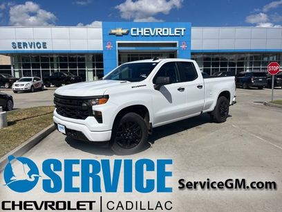 New 2026 Chevrolet Silverado 1500 Custom w/ LPO, Dark Essentials Package