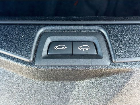 Used 2023 BMW ALPINA XB7 image 49