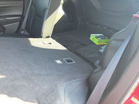 Used 2023 Jeep Compass Limited image 17