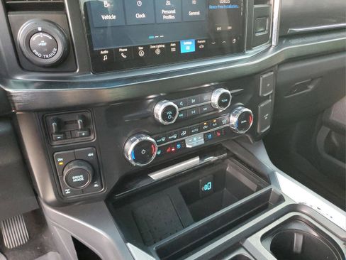 Used 2024 Ford F250 Lariat w/ Lariat Ultimate Package image 18