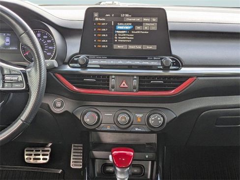 Used 2020 Kia Forte GT-Line w/ GT-Line Premium Package image 16
