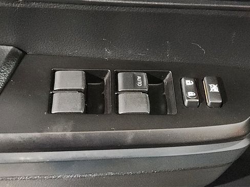 Used 2019 Toyota Tundra SR image 17