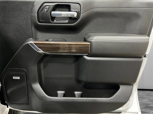 Used 2021 Chevrolet Silverado 1500 LT Trail Boss image 13