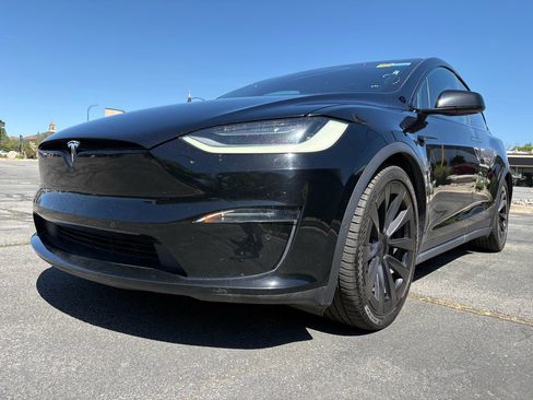 Used 2023 Tesla Model X AWD/4WD image 10