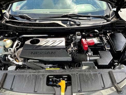 Certified 2023 Nissan Rogue SV AWD/4WD image 32