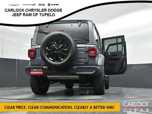 Used 2025 Jeep Wrangler Unlimited Sahara AWD/4WD image 44