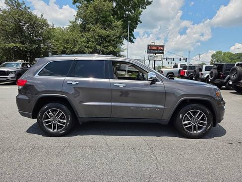 Used 2019 Jeep Grand Cherokee Limited w/ Luxury Group II RWD image 10