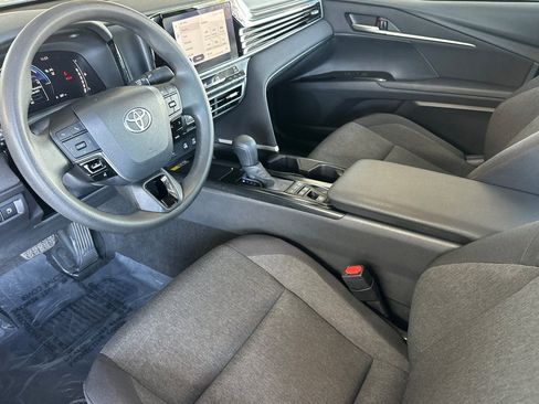 Certified 2025 Toyota Camry LE image 12