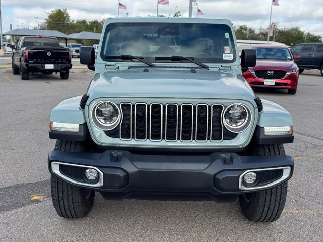 Used 2024 Jeep Wrangler Unlimited Sahara w/ Technology Group AWD/4WD image 2