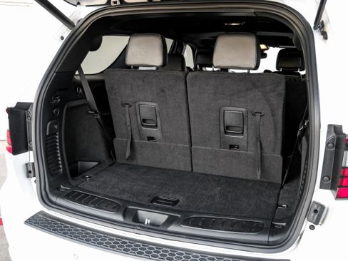 Used 2018 Dodge Durango R/T w/ Blacktop Package image 56