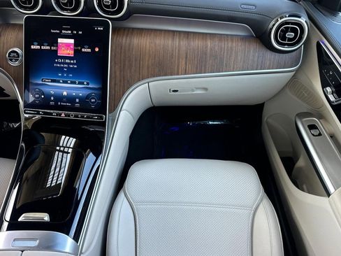 Certified 2024 Mercedes-Benz GLC 300 4MATIC image 30