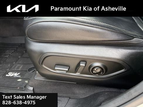 Used 2022 Jeep Grand Cherokee L Limited AWD/4WD image 18