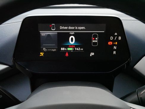 Certified 2025 Volkswagen ID.4 Pro S AWD/4WD image 21