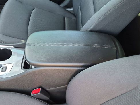 Used 2022 Chevrolet Malibu LT FWD image 20