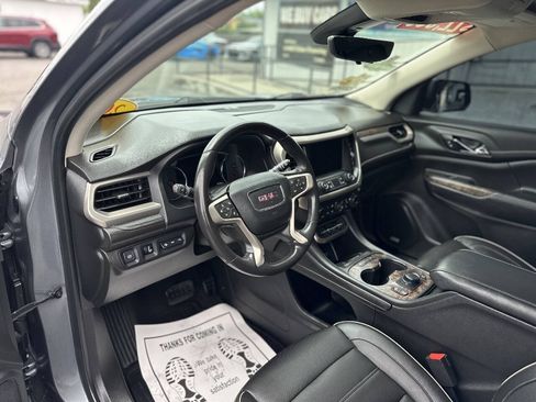 Used 2020 GMC Acadia Denali w/ Denali Ultimate Package AWD/4WD image 10