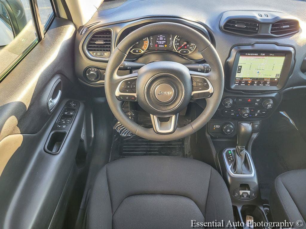 Used 2023 Jeep Renegade Latitude AWD/4WD image 15