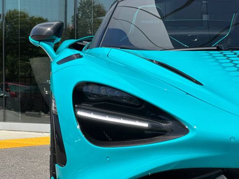 Used 2022 McLaren 765LT RWD image 37
