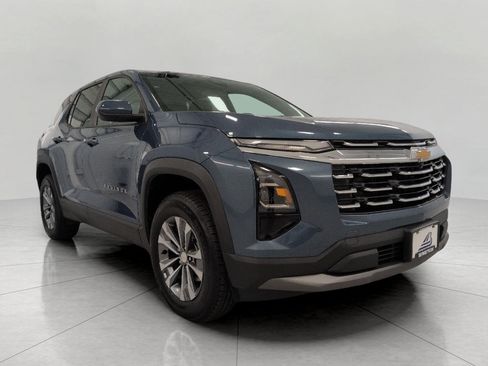 Used 2025 Chevrolet Equinox LT AWD/4WD image 1