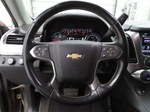 Used 2017 Chevrolet Suburban LT AWD/4WD image 11