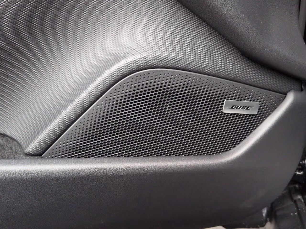 Certified 2026 Porsche Taycan RWD image 15