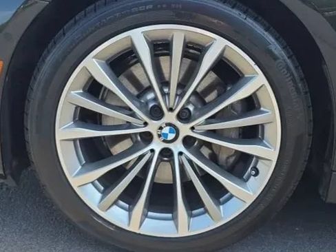 Used 2021 BMW 530i w/ Premium Package RWD image 57