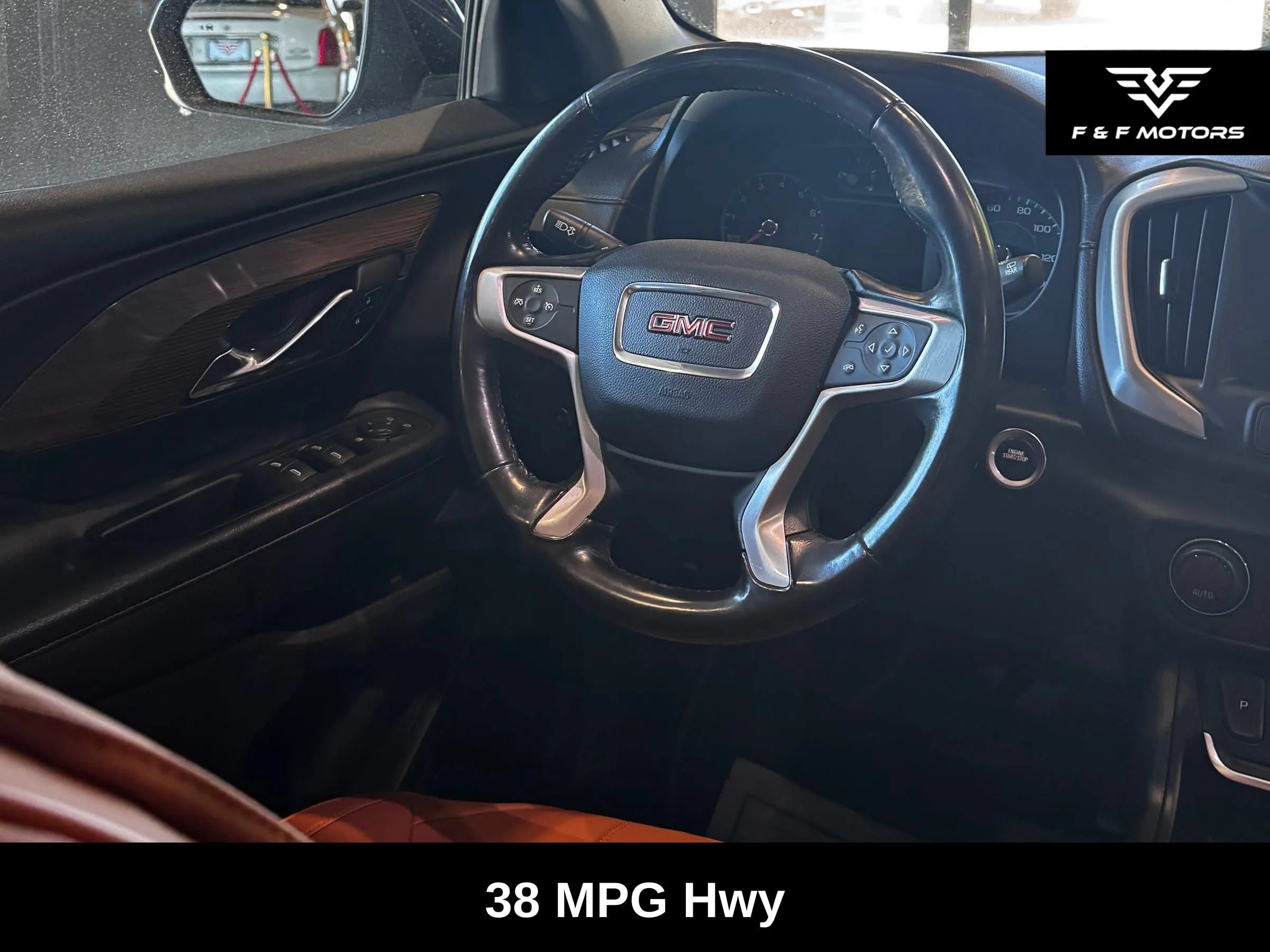 Used 2018 GMC Terrain SLE w/ Driver Convenience Package AWD/4WD image 10